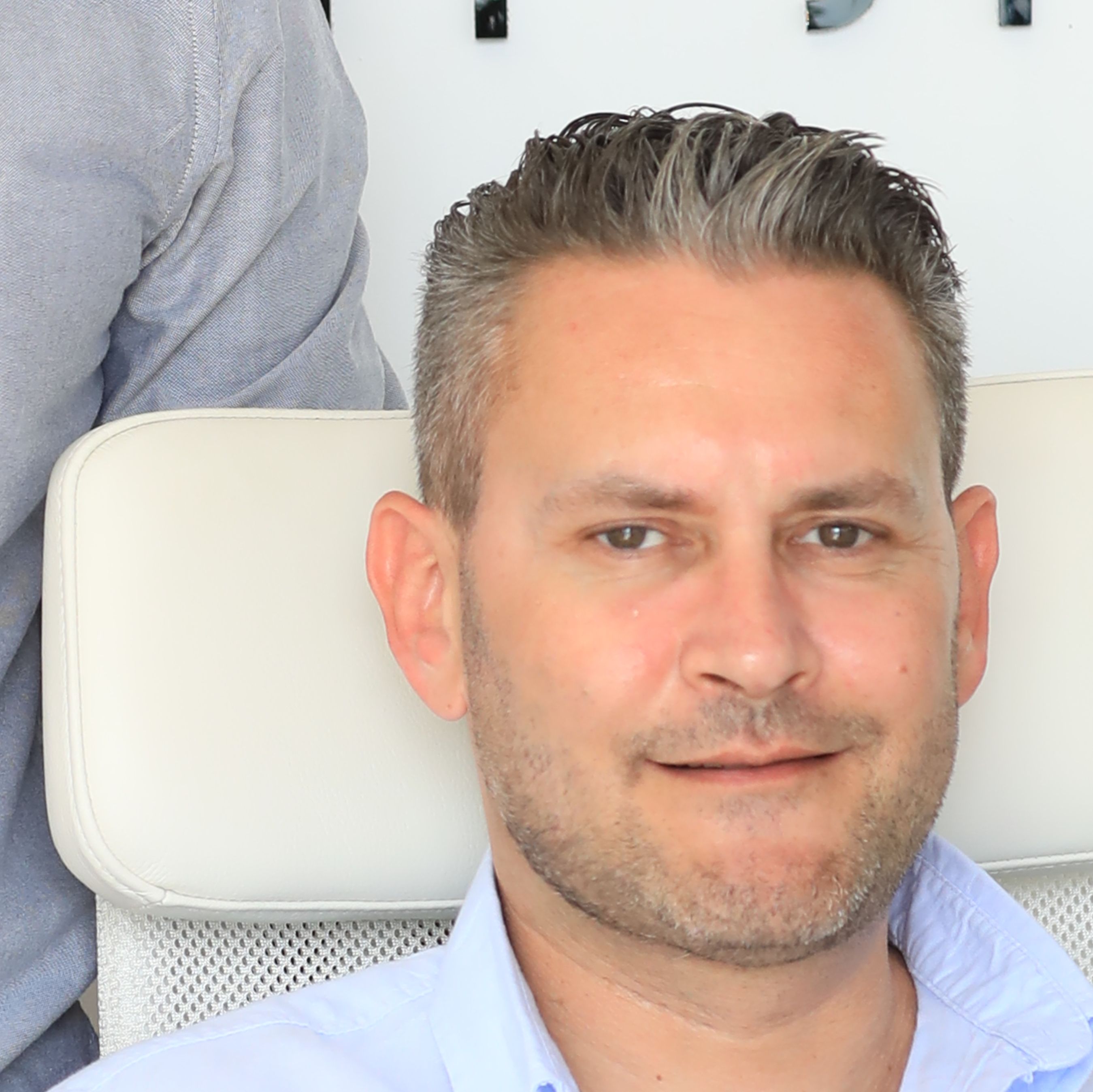 אלכס סטרוסברג