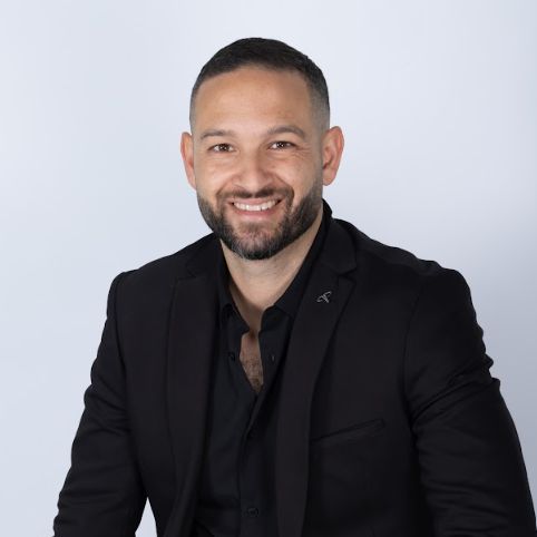 אלון וילקו נכסים