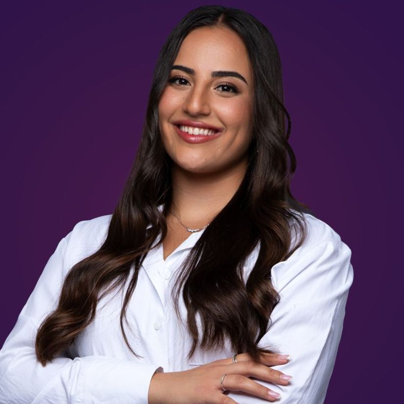 קורל יום טוב 