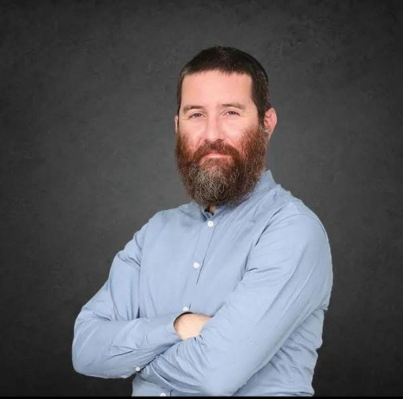 ליאור אזולאי 