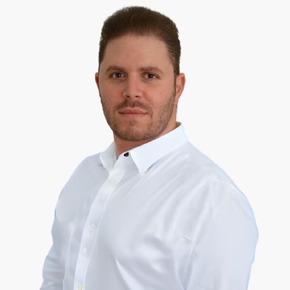 מיכאל מנאשרוב