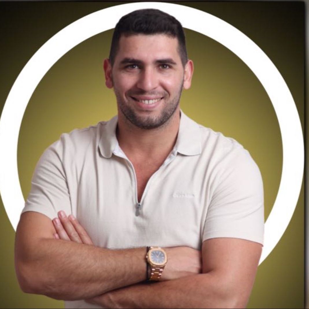 יניב ביאליק 