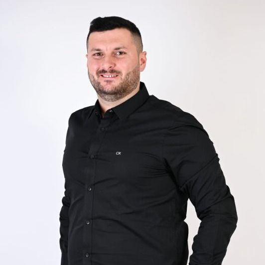 נאור יעקובוב