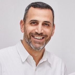 ניסים