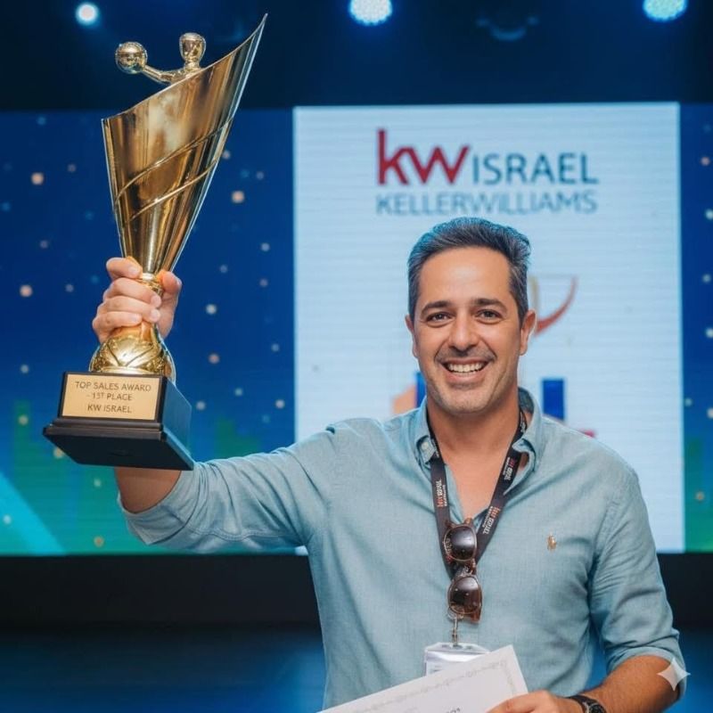 אושרי בר-יועץ נכסים מבית קלר ווליאמס