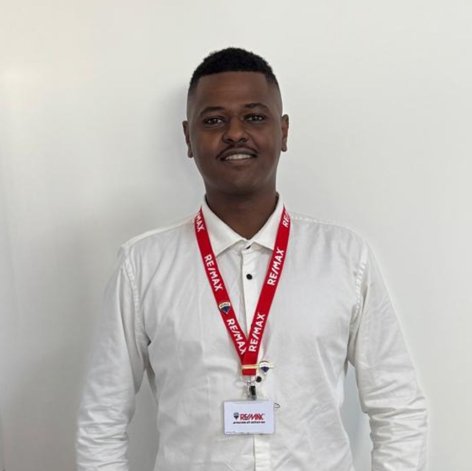 אילן מסלה - רי/מקס טוטאל