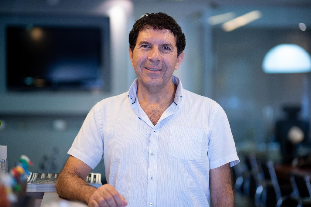 ציון חיים