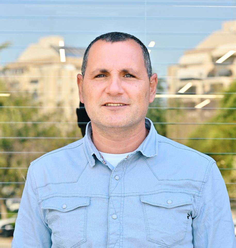 ליאור ואקנין