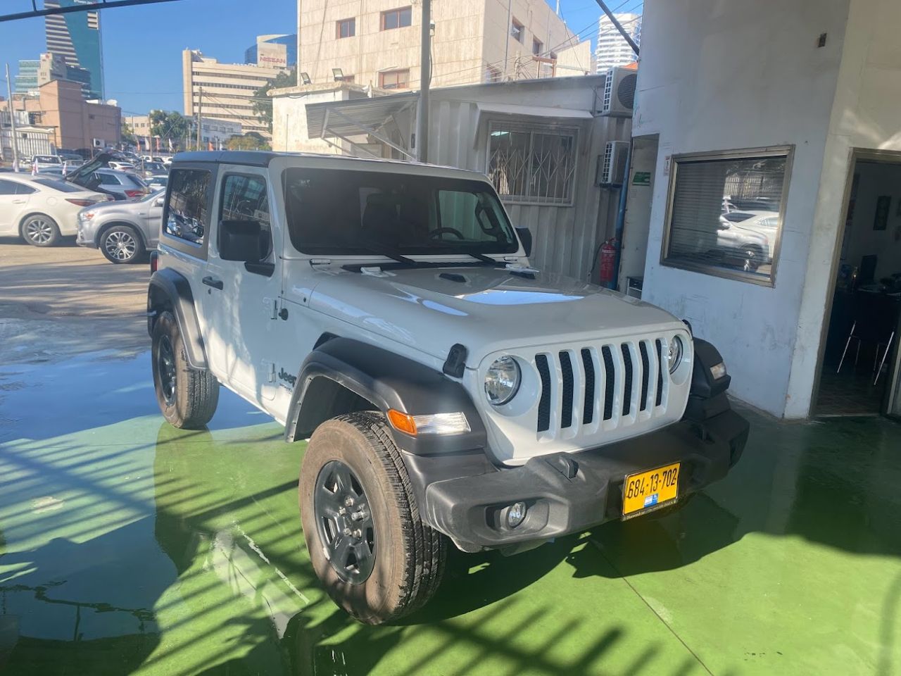 ח.י יוסף עסקי רכב בעמ